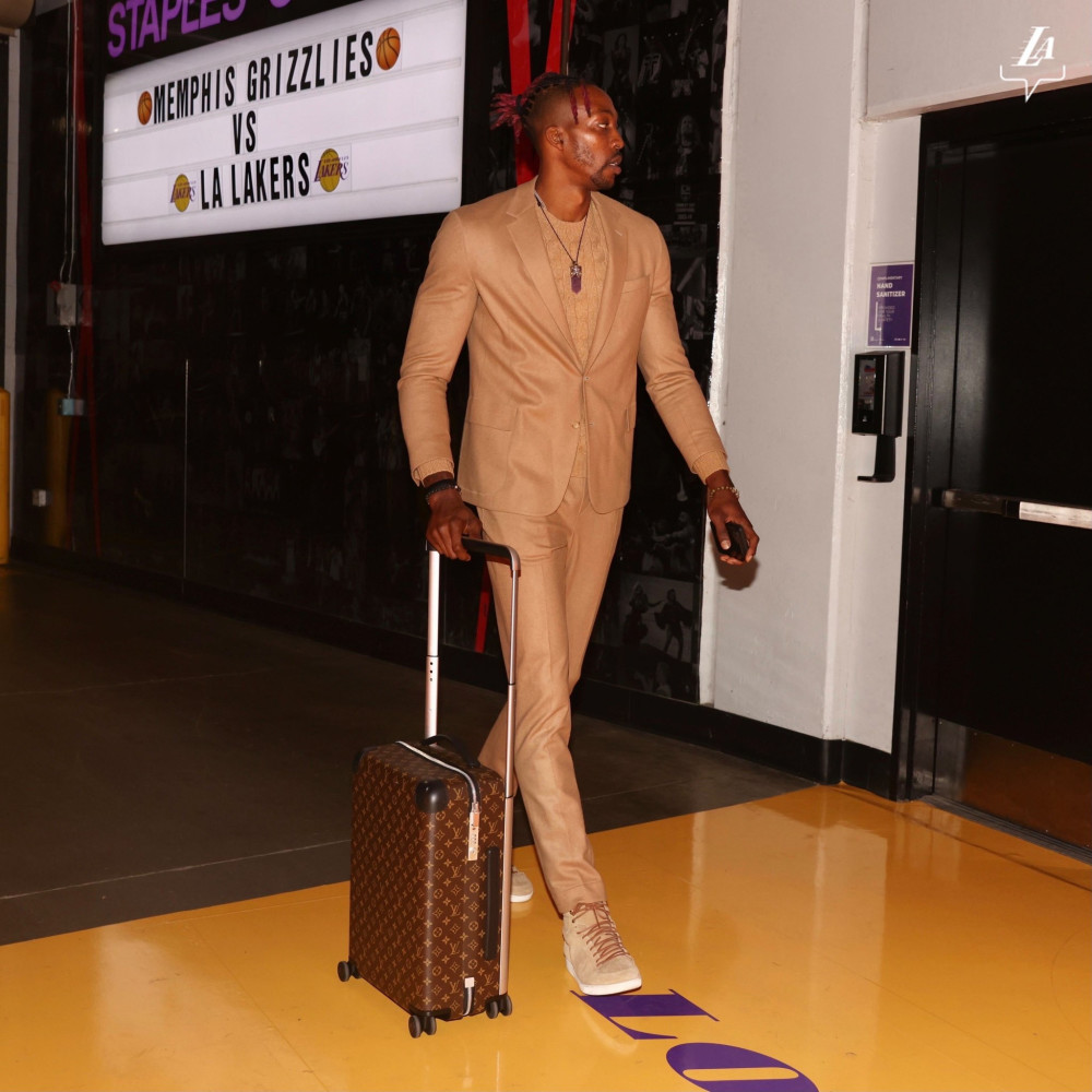 前12居然没有罗哥的名场面，按理来说哪怕硬投，凭...（前12竟无罗哥高光，按理说就算硬投也该占一席）