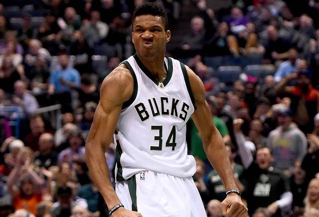 CBA赛季亮点回顾：精彩得分集锦,（CBA赛季高光集锦：精彩得分盘点）